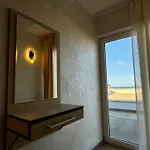 Plaja Azur Guest house 3*