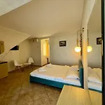 Plaja Azur Guest house