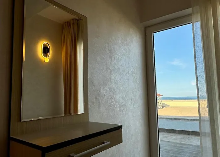 Plaja Azur ゲストハウス 3*