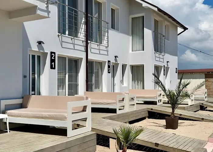 Plaja Azur Pensjonat 3*